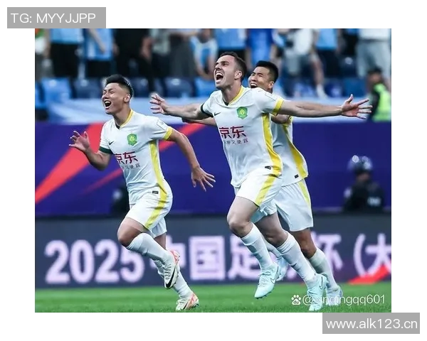 中超联赛全程直播精彩呈现,劲爆对决不容错过,实时更新赛况与分析 中超联赛全程直播精彩呈现,劲爆对决不容错过,实时更新赛况与分析